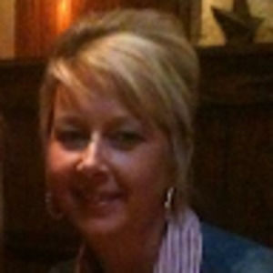 Meet your Posher, Leslie